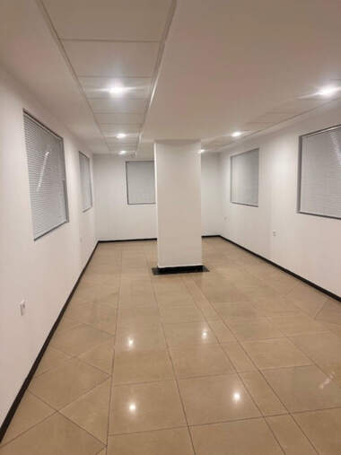 Kira - Ofis olarak Centar,  Veliko Tarnovo