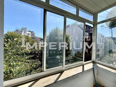 Închiriere - Apartament în Center,  Varna
