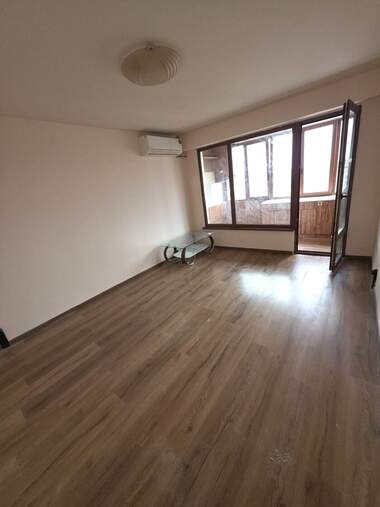 Vânzare - Apartament în Kiuceuk Parij,  Plovdiv