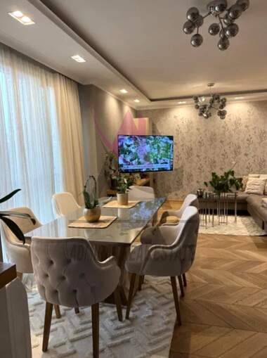 Închiriere - Apartament în Ceaîka,  Varna
