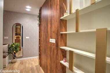 Vânzare - Apartament în Zdraveț Iztok,  Ruse