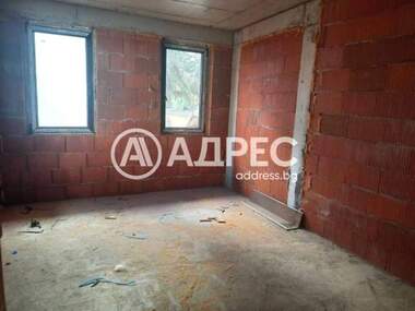 Продажа - Дом в Иваняне,  София