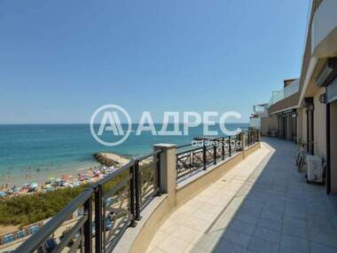Vânzare - Apartament în Pomorie,  Burgas