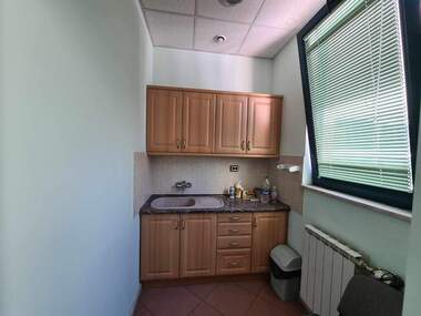 For rent - Office in Center,  Haskovo