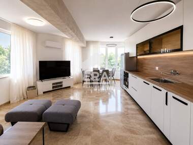 Vânzare - Apartament în Ovcearski,  Haskovo