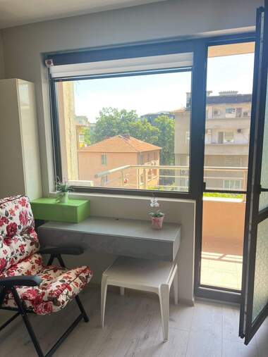 Închiriere - Apartament în Hristo Smirnenski,  Plovdiv