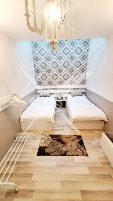 For rent - Apartment in Sportna zala,  Varna