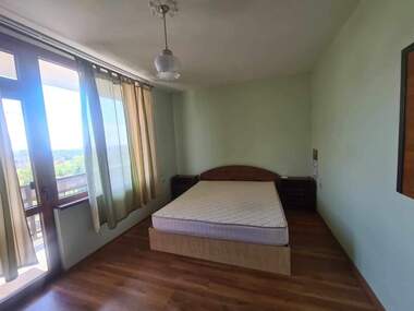 Vânzare - Apartament în Liuben Karavelov,  Haskovo