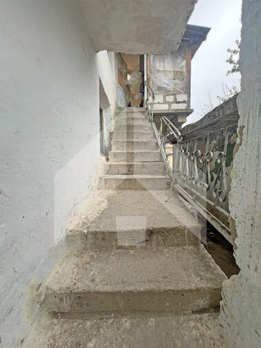 Verkauf - Etage von Haus in Nowi Pazar,  Schumen