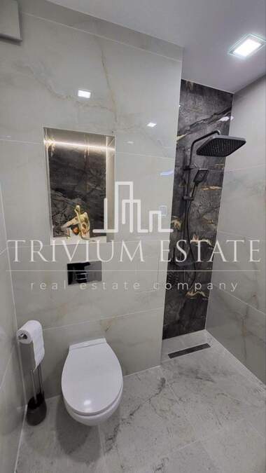 Продажба - Апартамент в Южен,  Пловдив
