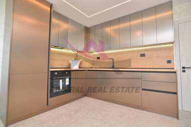 Продажа - Квартира у Візраждане 3,  Варна