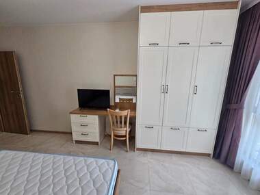 Închiriere - Apartament în Hristo Smirnenski,  Plovdiv