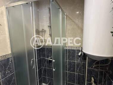 Închiriere - Apartament în Okrăjna bolnița - Generali,  Varna