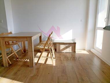 Miete - Wohnung in Wazrajdane 3,  Warna