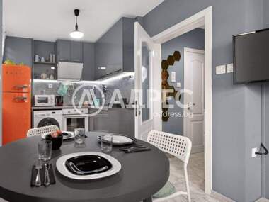Vânzare - Apartament în Center,  Varna