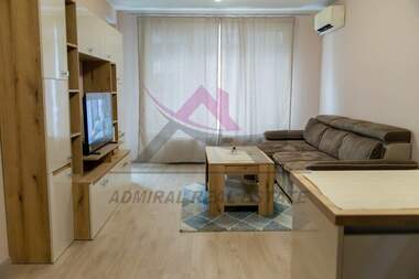 Kira - Apartman olarak Mladost 2,  Varna