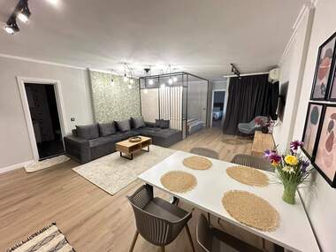 Miete - Wohnung in Lazur,  Burgas