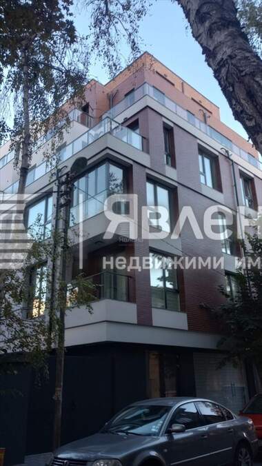 Продажба - Апартамент в Център,  Бургас