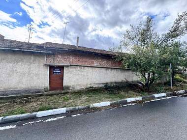 Продажба - Къща в Мечка,  Русе