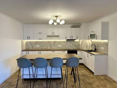 Vânzare - Apartament în Meden Rudnik,  Burgas