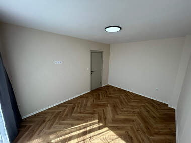 For sale - Apartment in Vazrajdane 2,  Varna