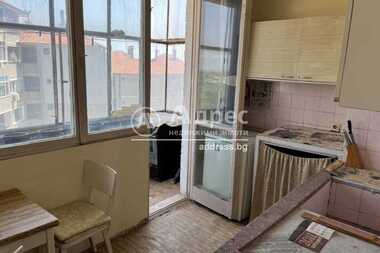 Vânzare - Apartament în Balceik,  Dobrice
