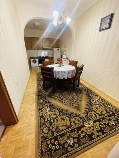 Vânzare - Apartament în Zona B-19,  Sofia