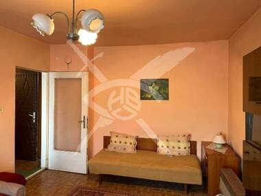 Продажа - Квартира в Карнобат,  Бургас