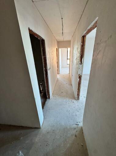 Vânzare - Apartament în Kărșiaka,  Plovdiv