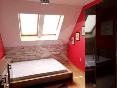 For sale - Apartment in Kiuchuk Parij,  Plovdiv