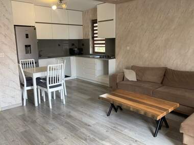 Miete - Wohnung in Mladejki halm,  Haskowo