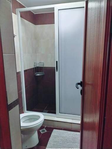 Închiriere - Apartament în Văzrajdane,  Burgas
