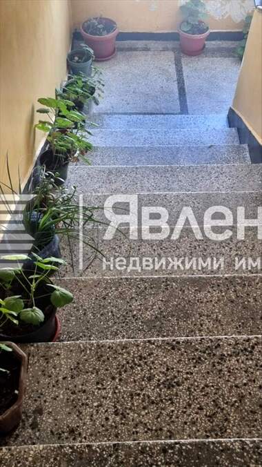 Vânzare - Apartament în Atia,  Burgas