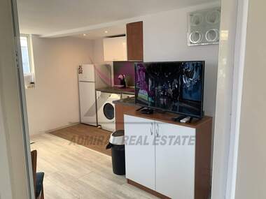 For rent - Apartment in VINS - Cherven ploshtad,  Varna