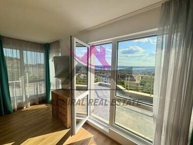 For rent - Apartment in Vazrajdane 3,  Varna