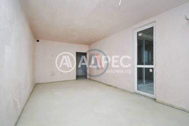 Продажба - Апартамент в Мадика,  Бургас