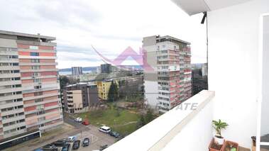 Închiriere - Apartament în Ceaîka,  Varna