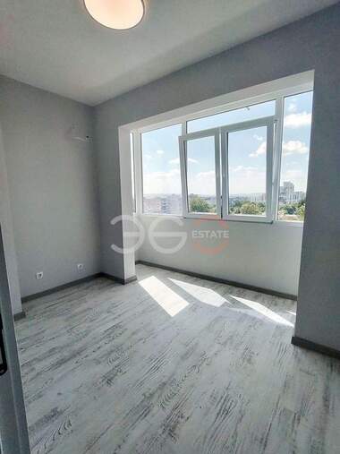 For sale - Apartment in Vazrajdane 2,  Varna