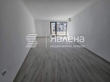 Продажба - Апартамент в Свети Влас,  Бургас
