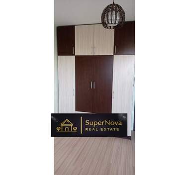 Închiriere - Apartament în Liuben Karavelov,  Haskovo