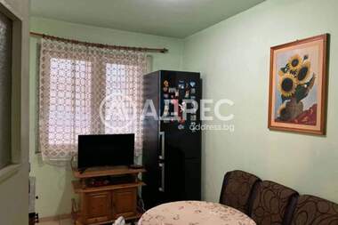Vânzare - Apartament în Avtogara,  Varna