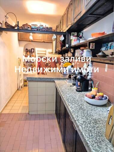 Vânzare - Apartament în Văzrajdane,  Burgas
