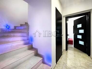 Satış - Apartman olarak Balçik,  Dobriç