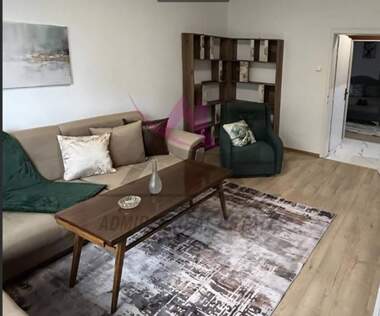 Închiriere - Apartament în Ceaîka,  Varna