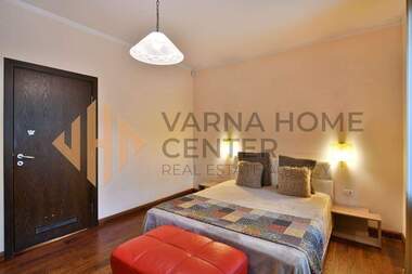 Vânzare - Apartament în Center,  Varna
