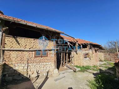 For sale - House in Suhindol,  Veliko Tarnovo