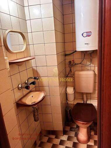 Vânzare - Apartament în Avtogara,  Varna