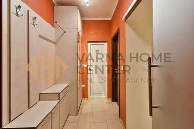 Vânzare - Apartament în Center,  Varna