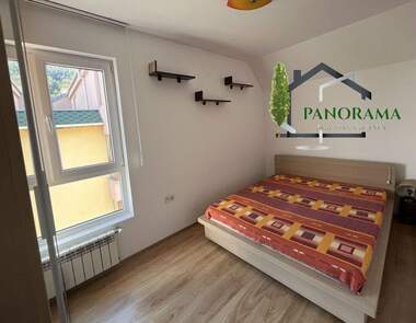 Vânzare - Apartament în Center,  Șumen