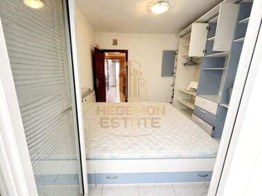 Vânzare - Apartament în Kolhozen pazar,  Varna